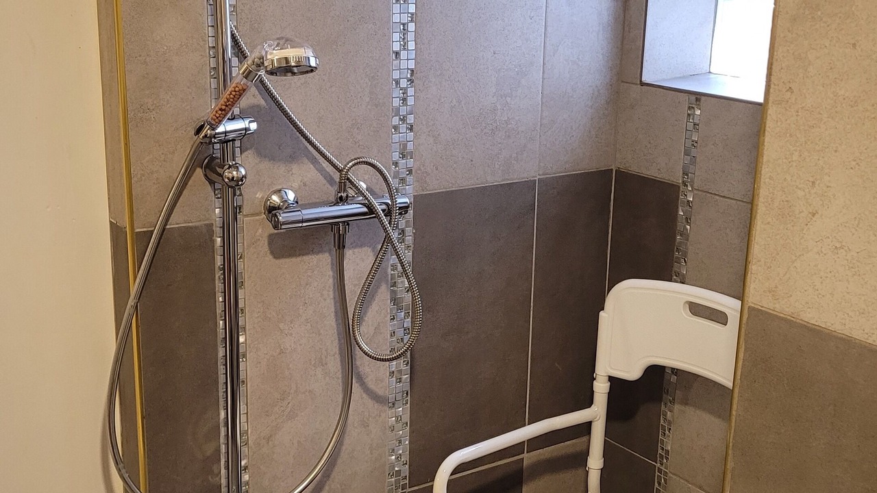 Photo of Bathroom in Charency-Vezin