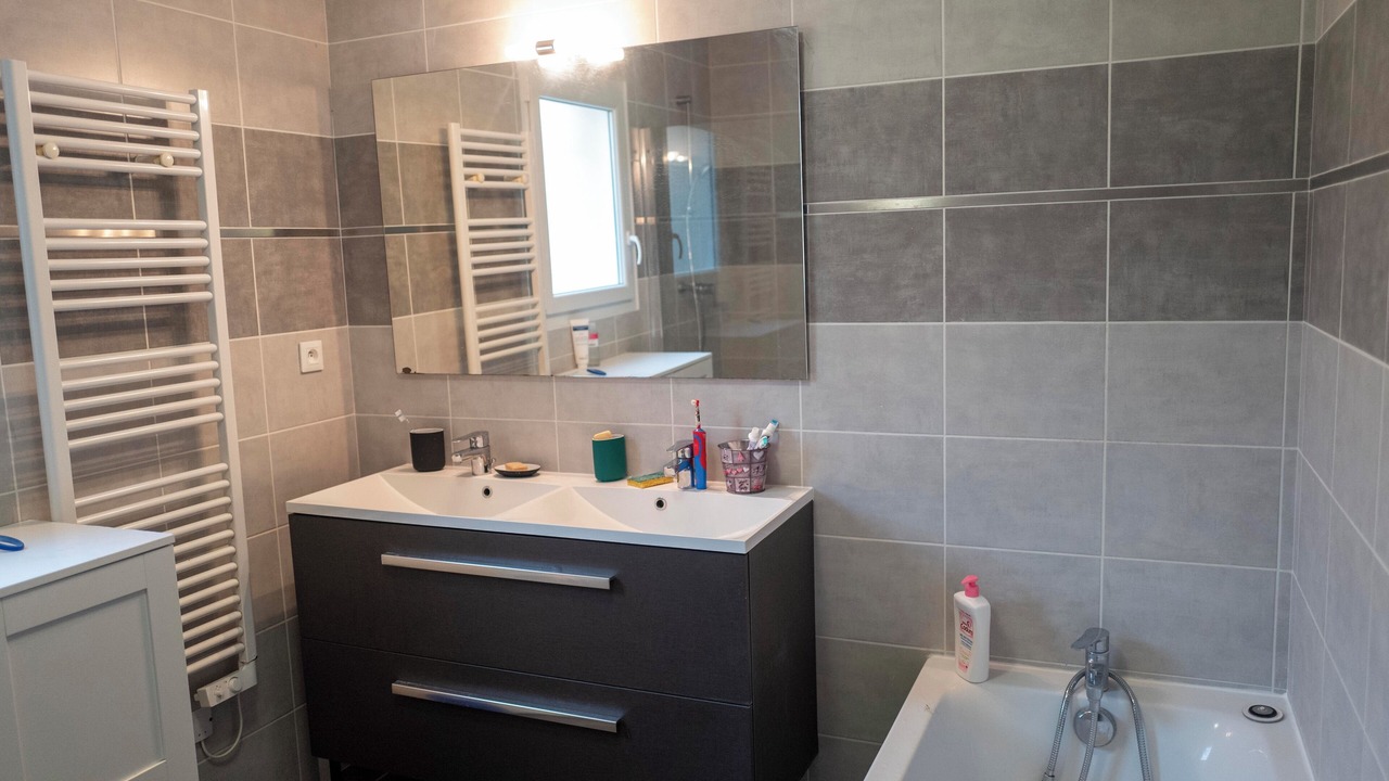 Photo of Bathroom in Rochemaure