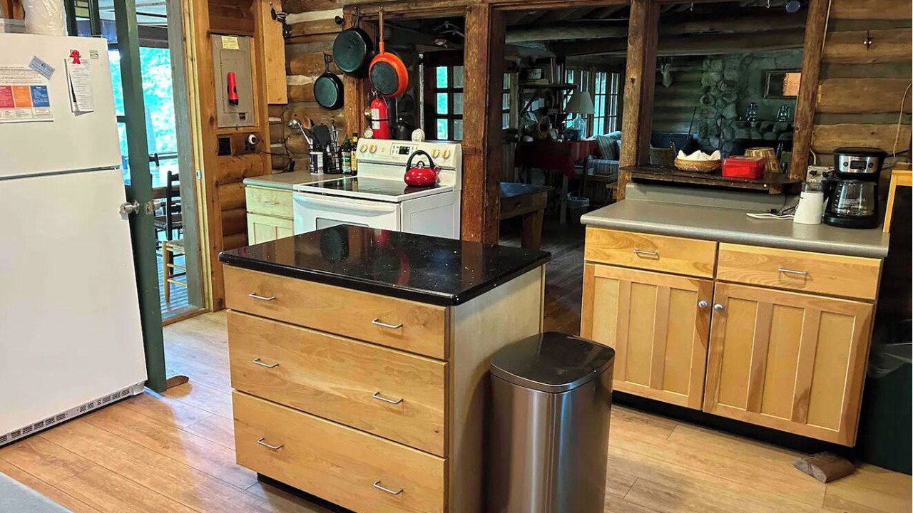 Photo of Kitchen in Star Lake