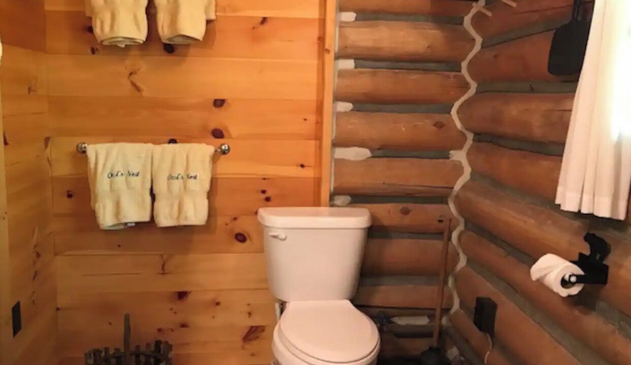 Photo of Bathroom in Star Lake