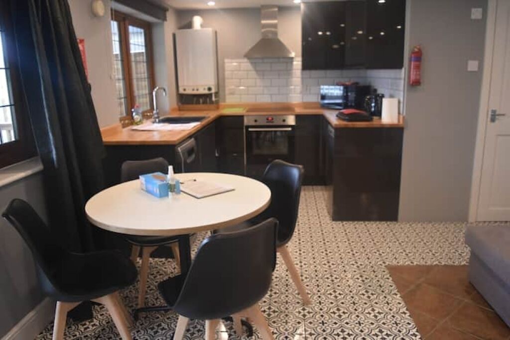 Photo of Kitchen in Kings Langley