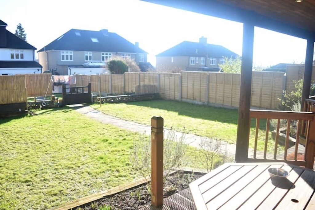 Photo of Patio Balcony in Kings Langley