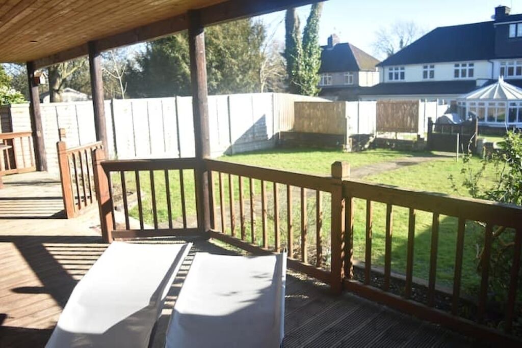 Photo of Patio Balcony in Kings Langley