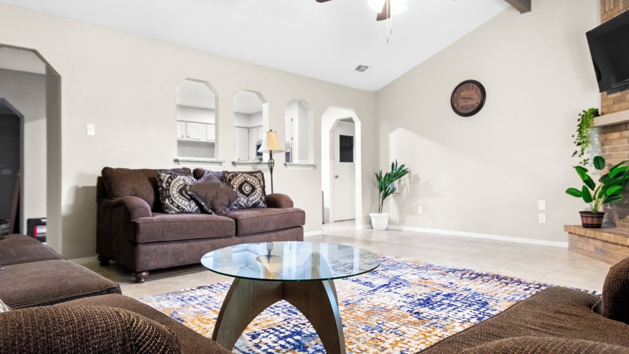 Photo of Livingroom in North Richland Hills