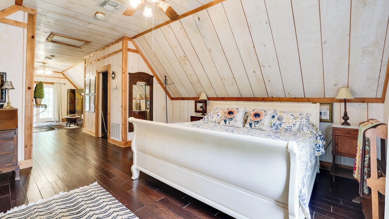 Photo of Bedroom in Tarpley