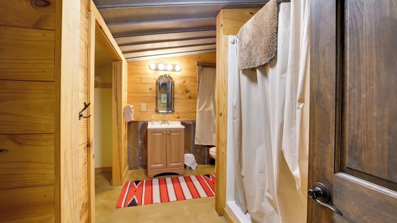 Photo of Bathroom in Tarpley
