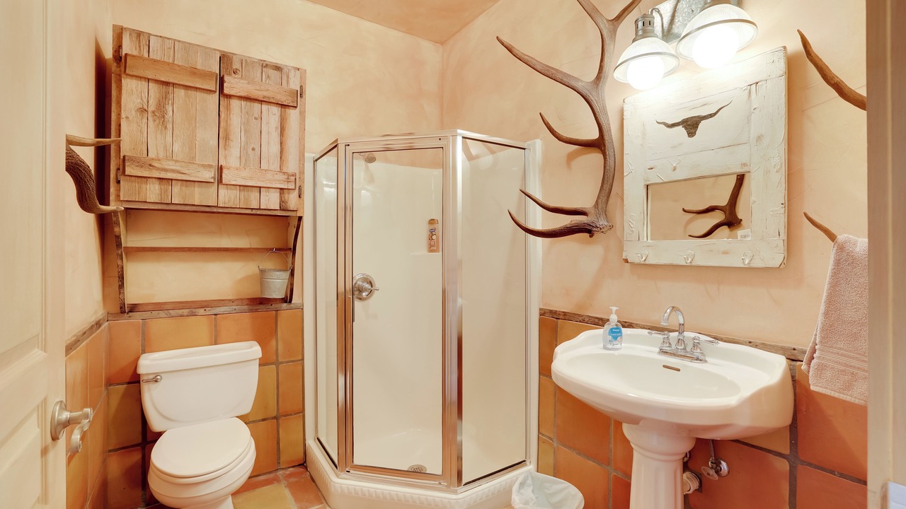 Photo of Bathroom in Tarpley