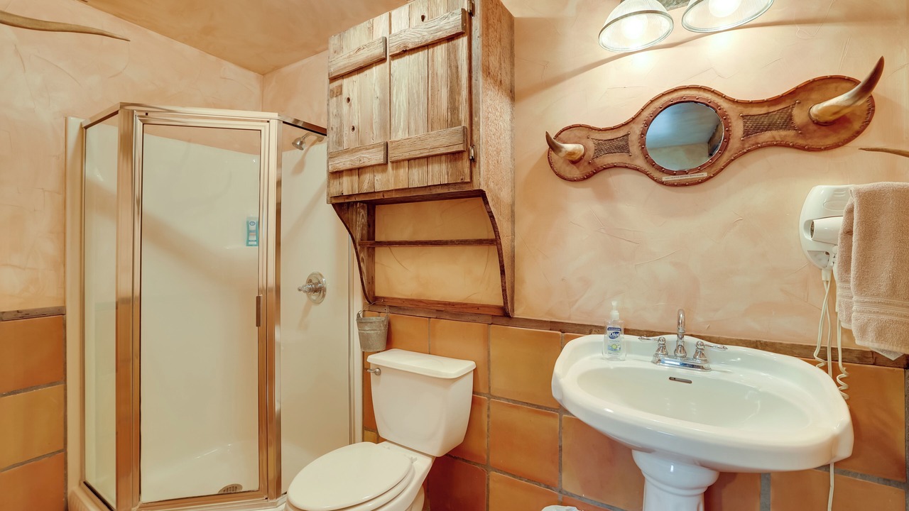 Photo of Bathroom in Tarpley