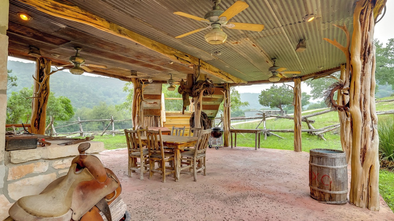 Photo of Others in Tarpley