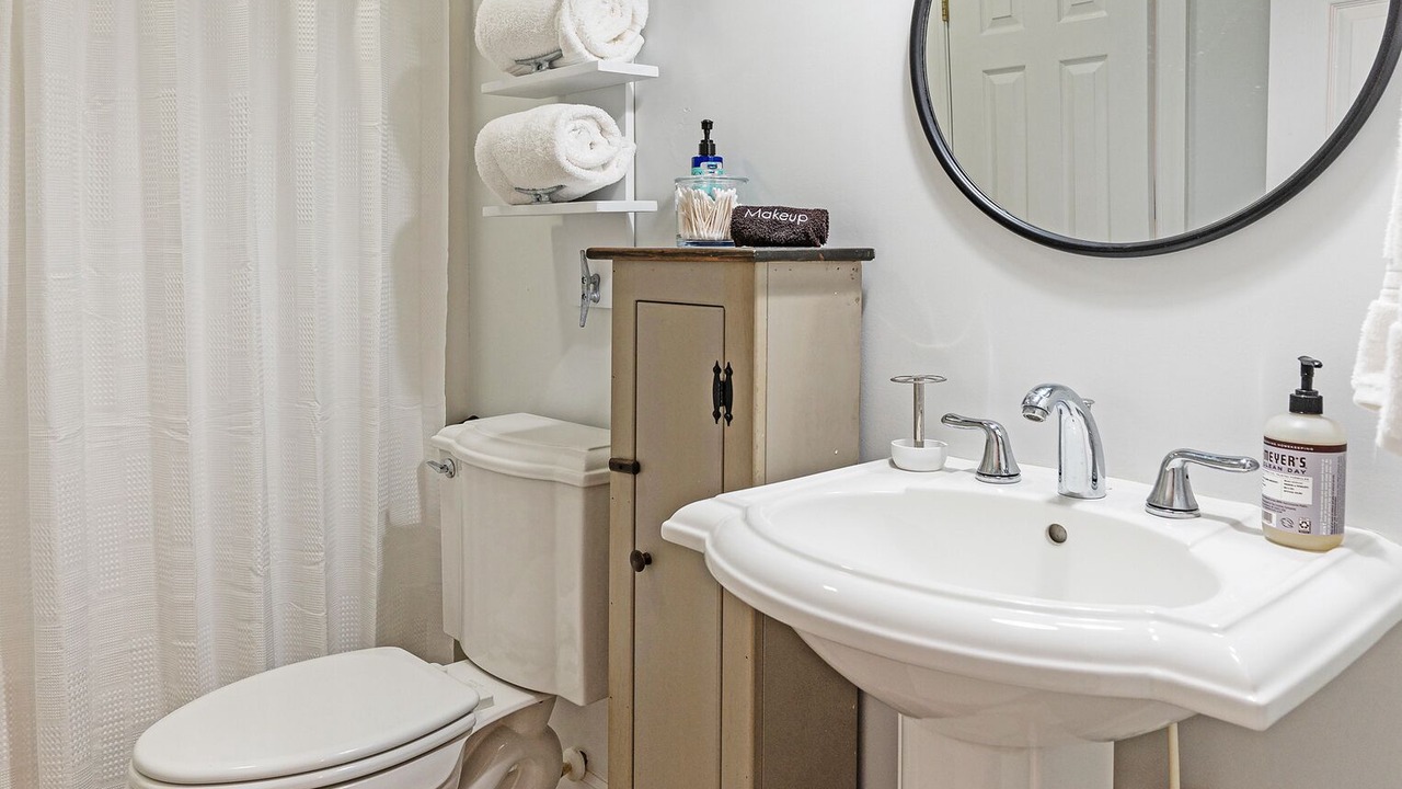 Photo of Bathroom in Topton