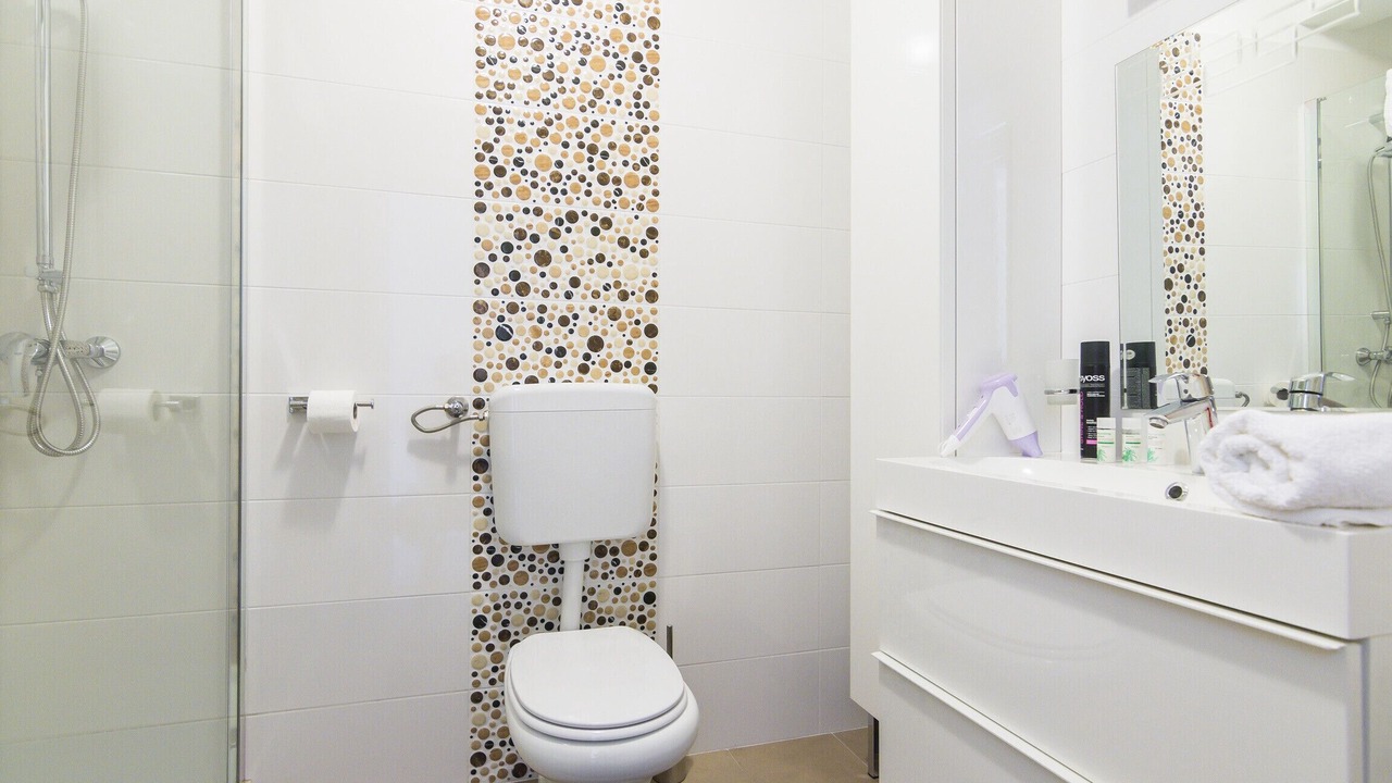 Photo of Bathroom in Rogocana