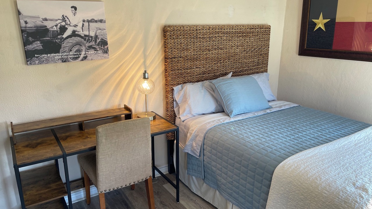 Photo of Bedroom in Weatherford