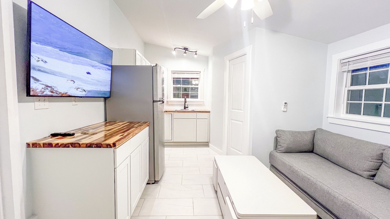 Photo of Livingroom in Cedar Point