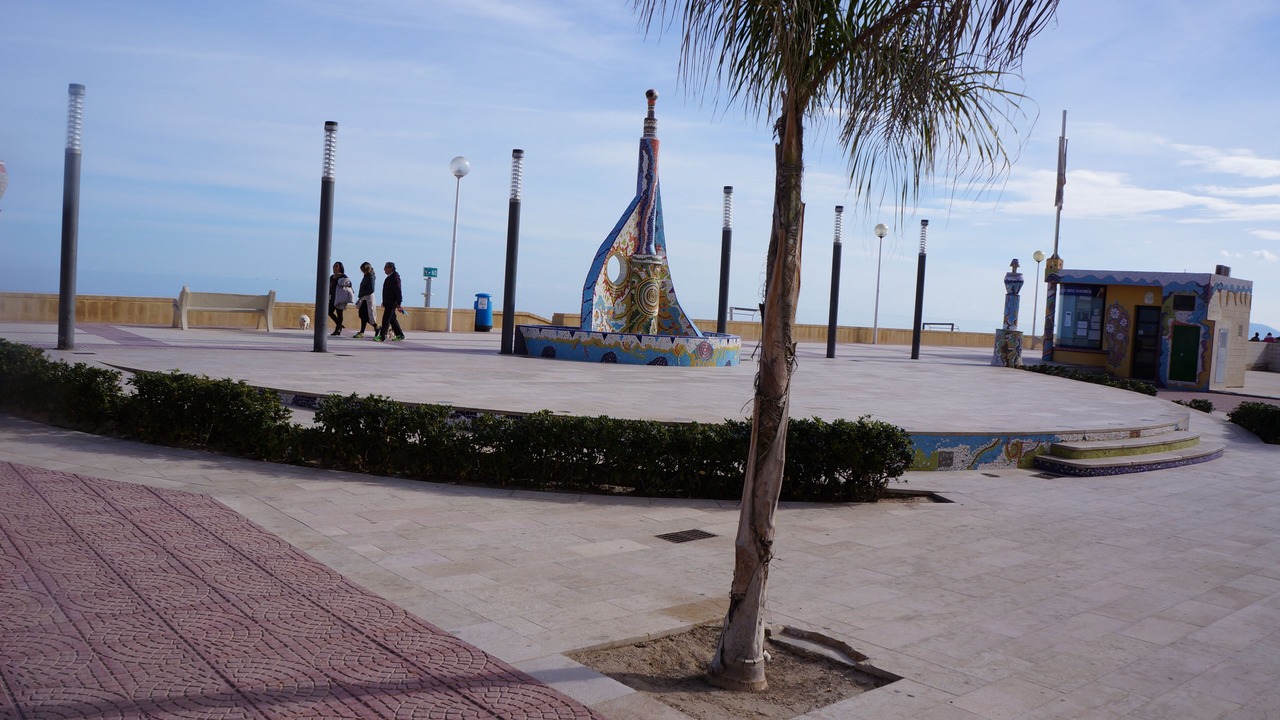 Photo of Others in Daimuz