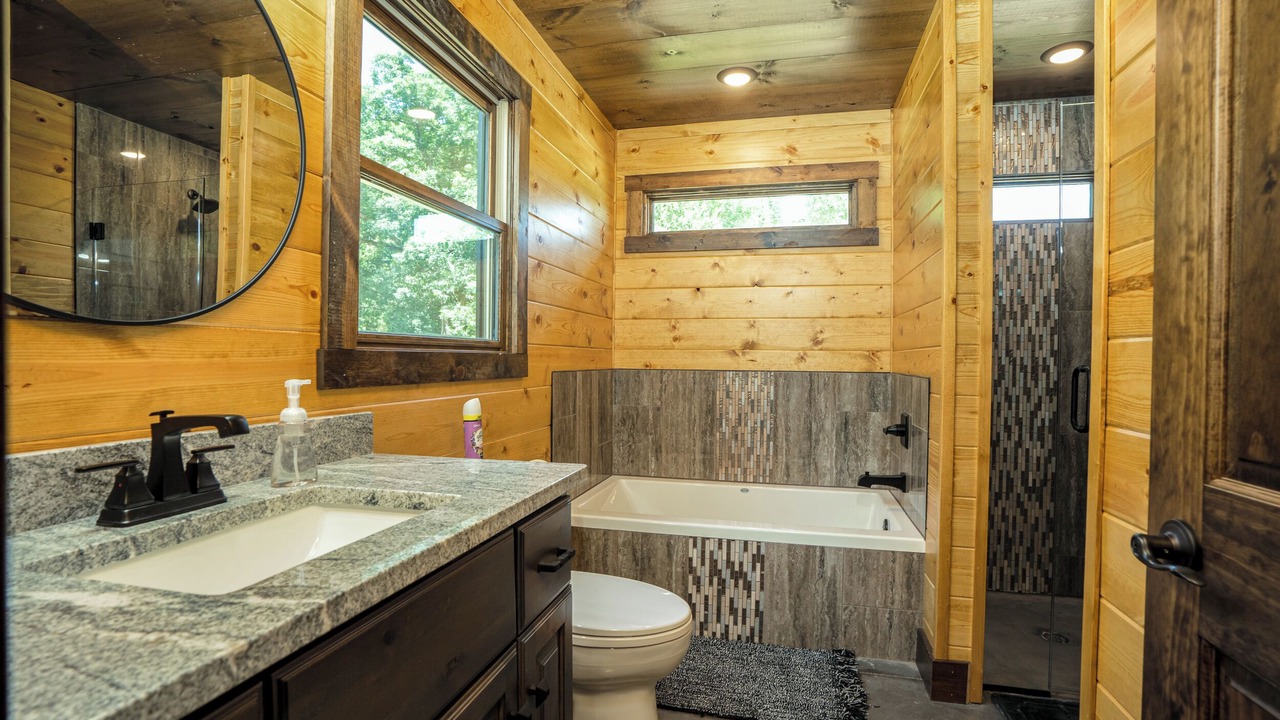 Photo of Bathroom in Bennett Springs