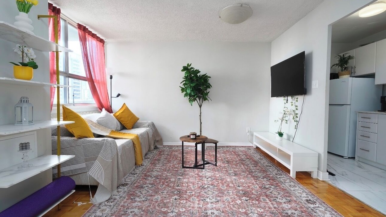 Photo of Livingroom in Cabbagetown
