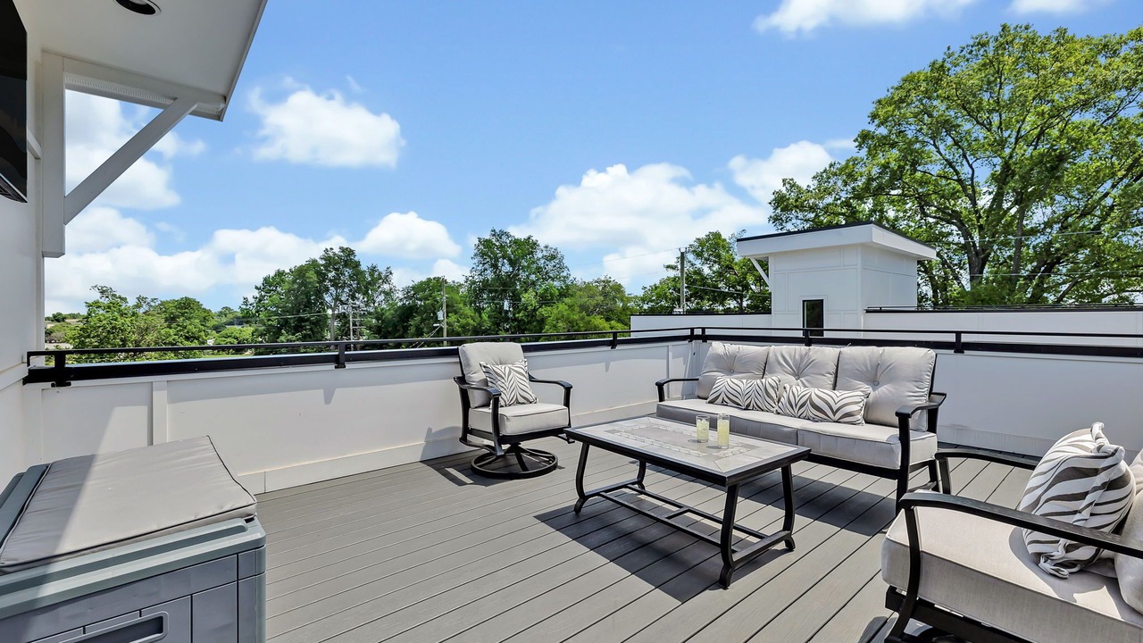 Photo of Outdoor in Berry Hill
