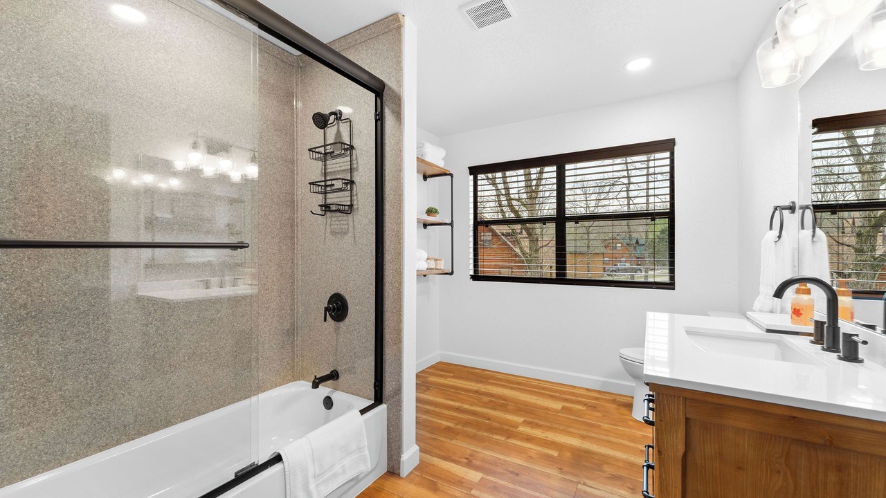 Photo of Bathroom in Eagle Rock