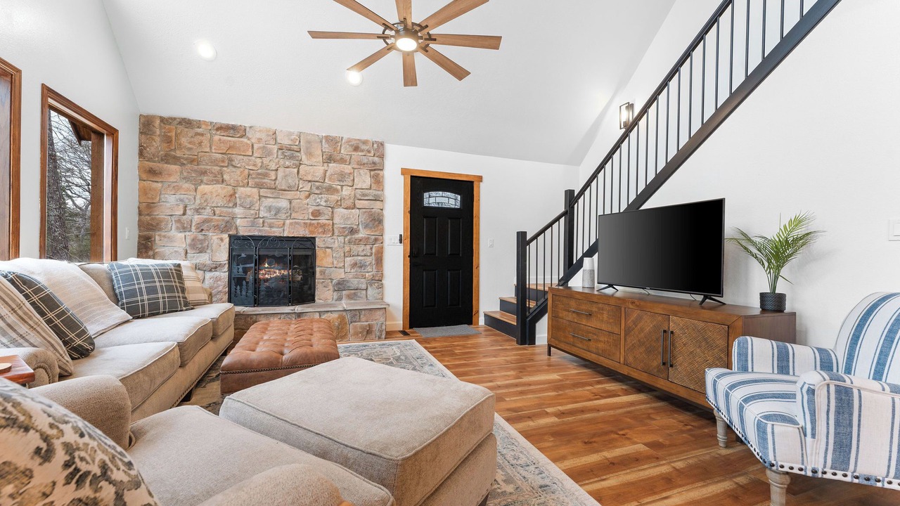 Photo of Livingroom in Eagle Rock