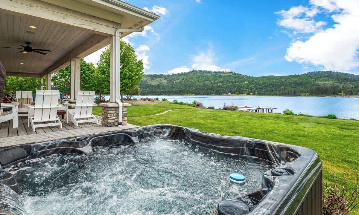 Photo of Others in Laclede