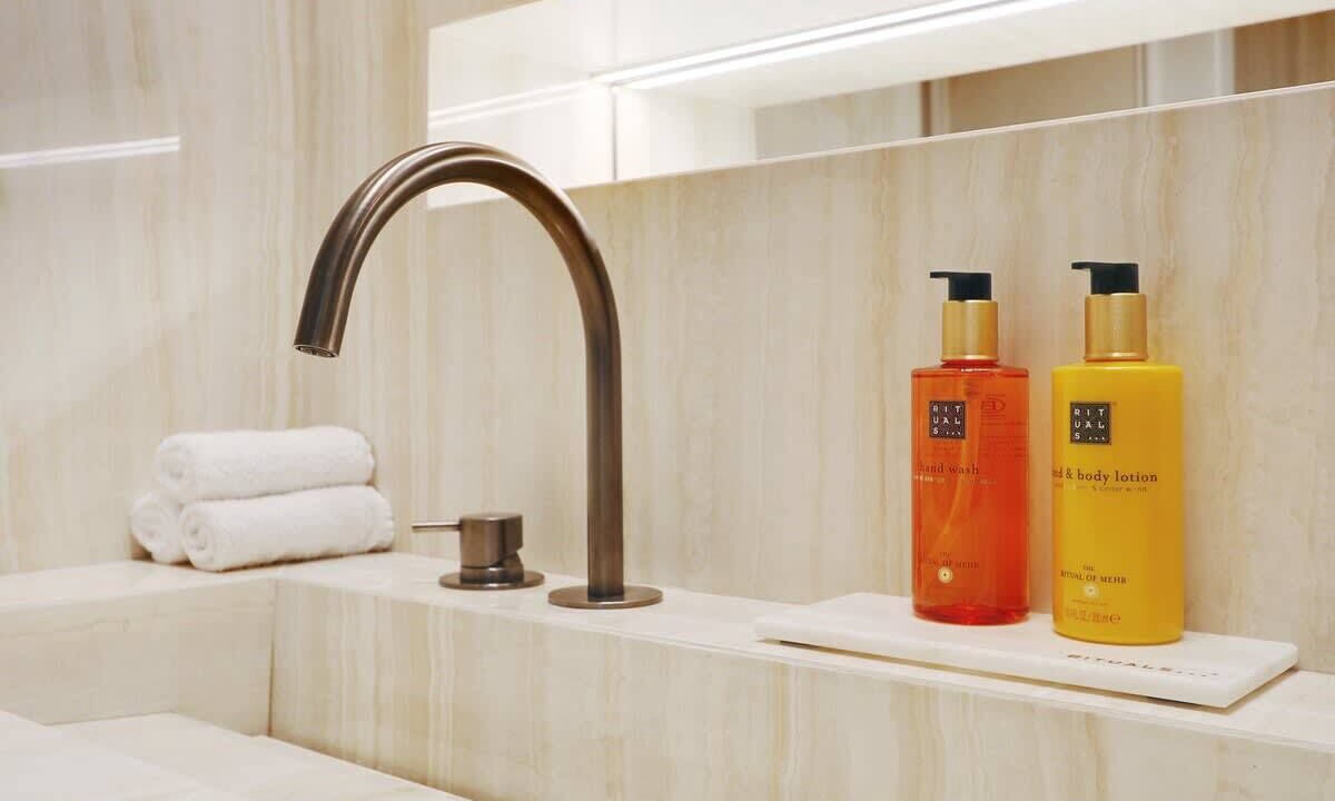 Photo of Bathroom in Paris City Center