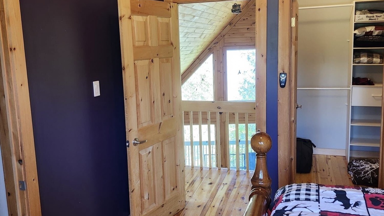 Photo of Bedroom in Temagami