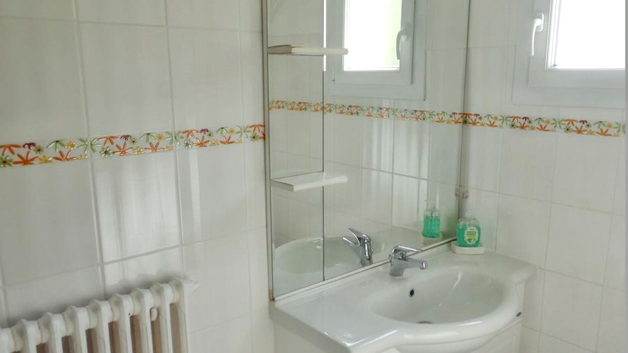 Photo of Bathroom in Chateaulin