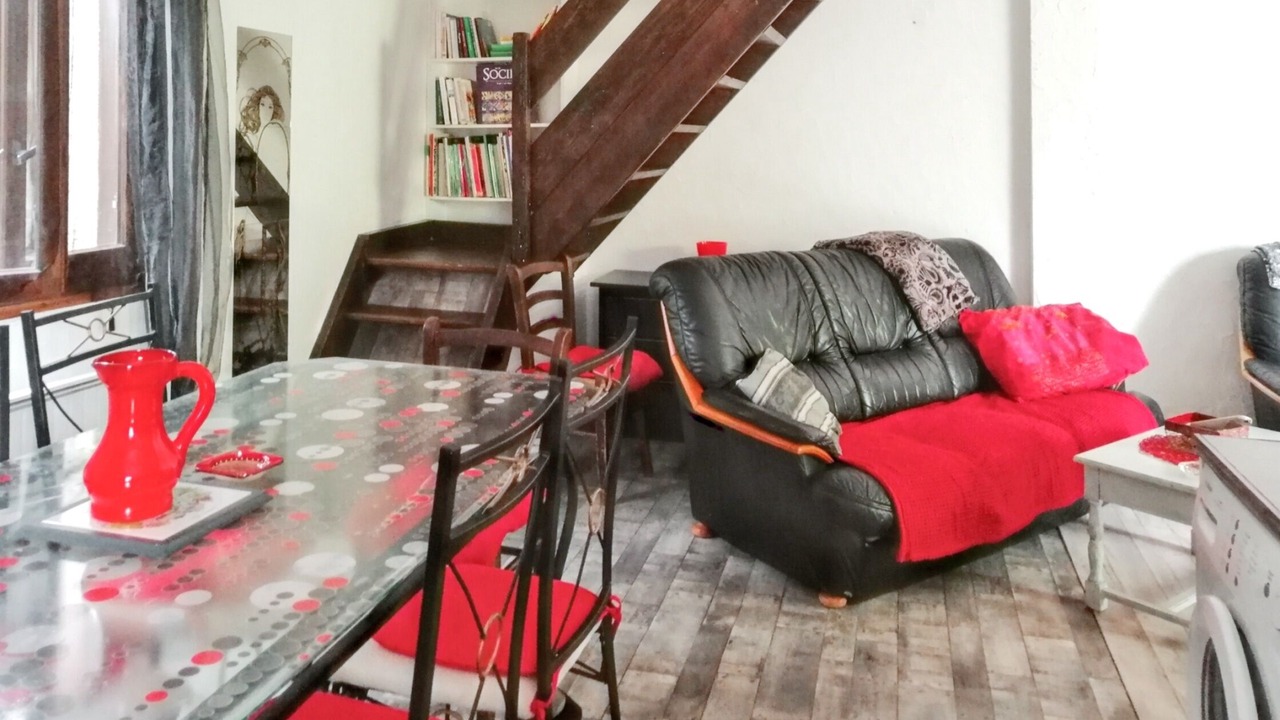 Photo of Livingroom in Villeneuve d'Aveyron