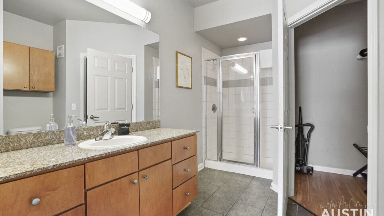 Photo of Bathroom in West Campus