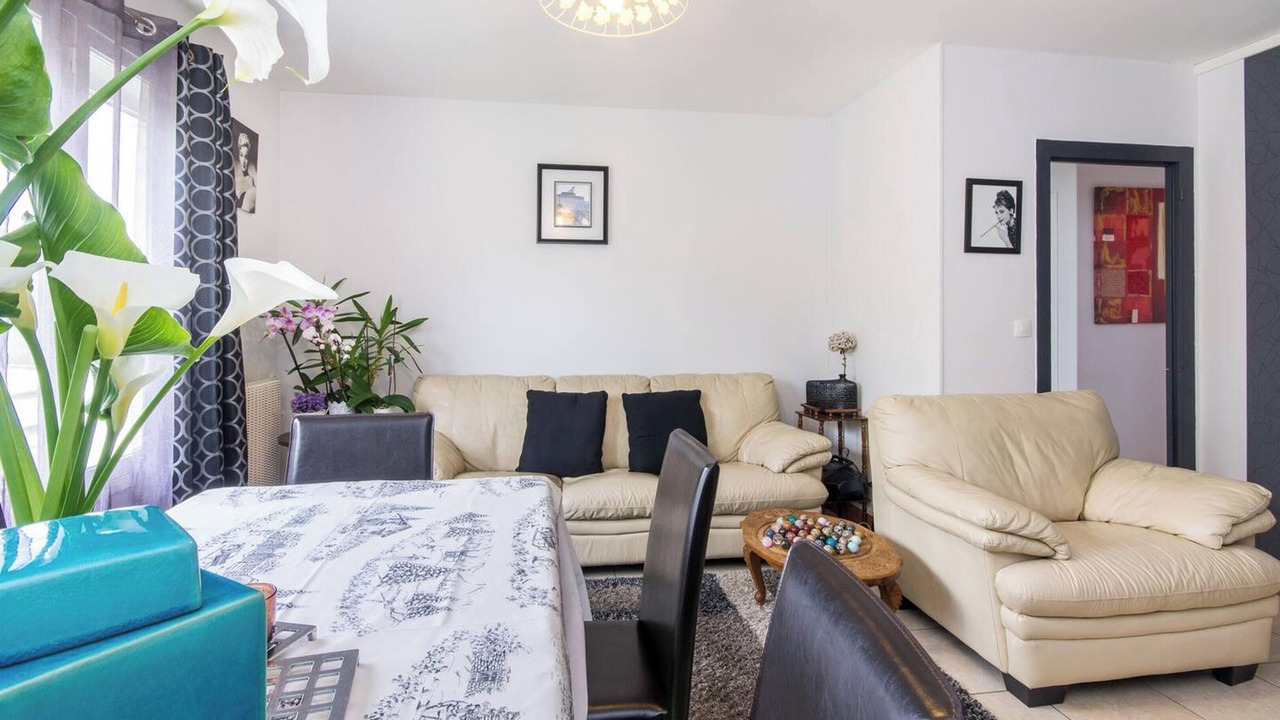 Photo of Livingroom in La Grace de Dieu Ouest