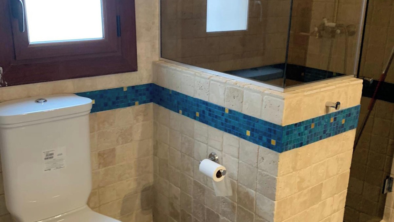 Photo of Bathroom in Querol