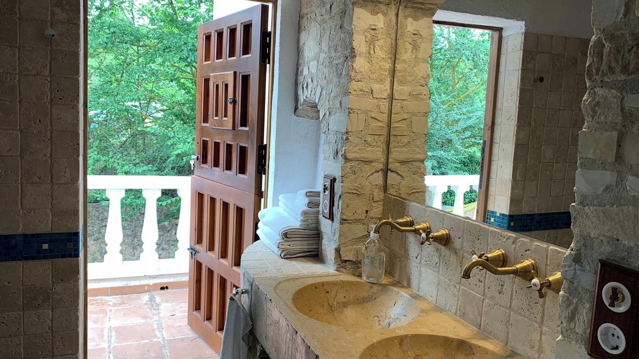Photo of Bathroom in Querol