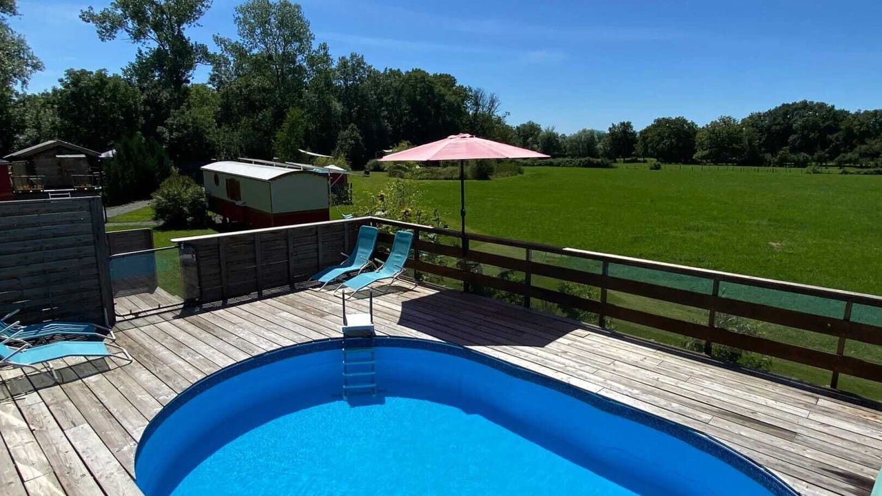 Photo of Outdoor in Saint-Pardoux