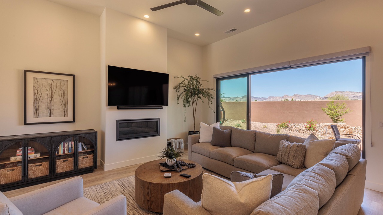 Photo of Livingroom in St. George
