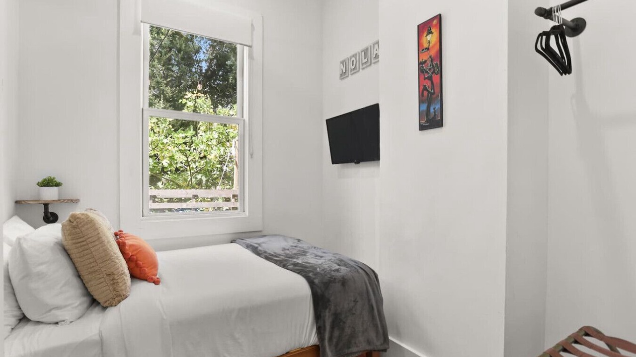 Photo of Bedroom in South 7th Ward