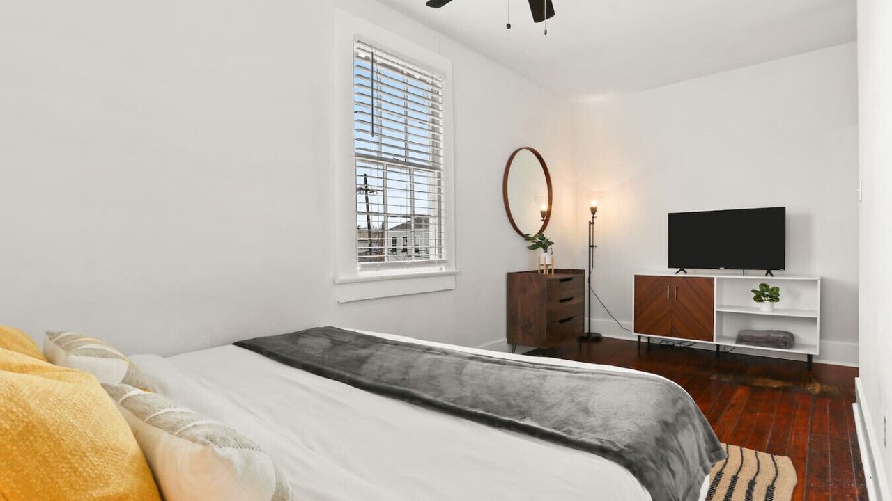 Photo of Bedroom in Tulane - Gravier