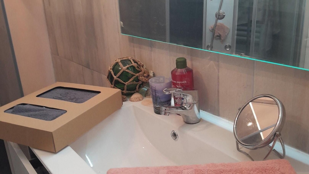 Photo of Bathroom in Loches