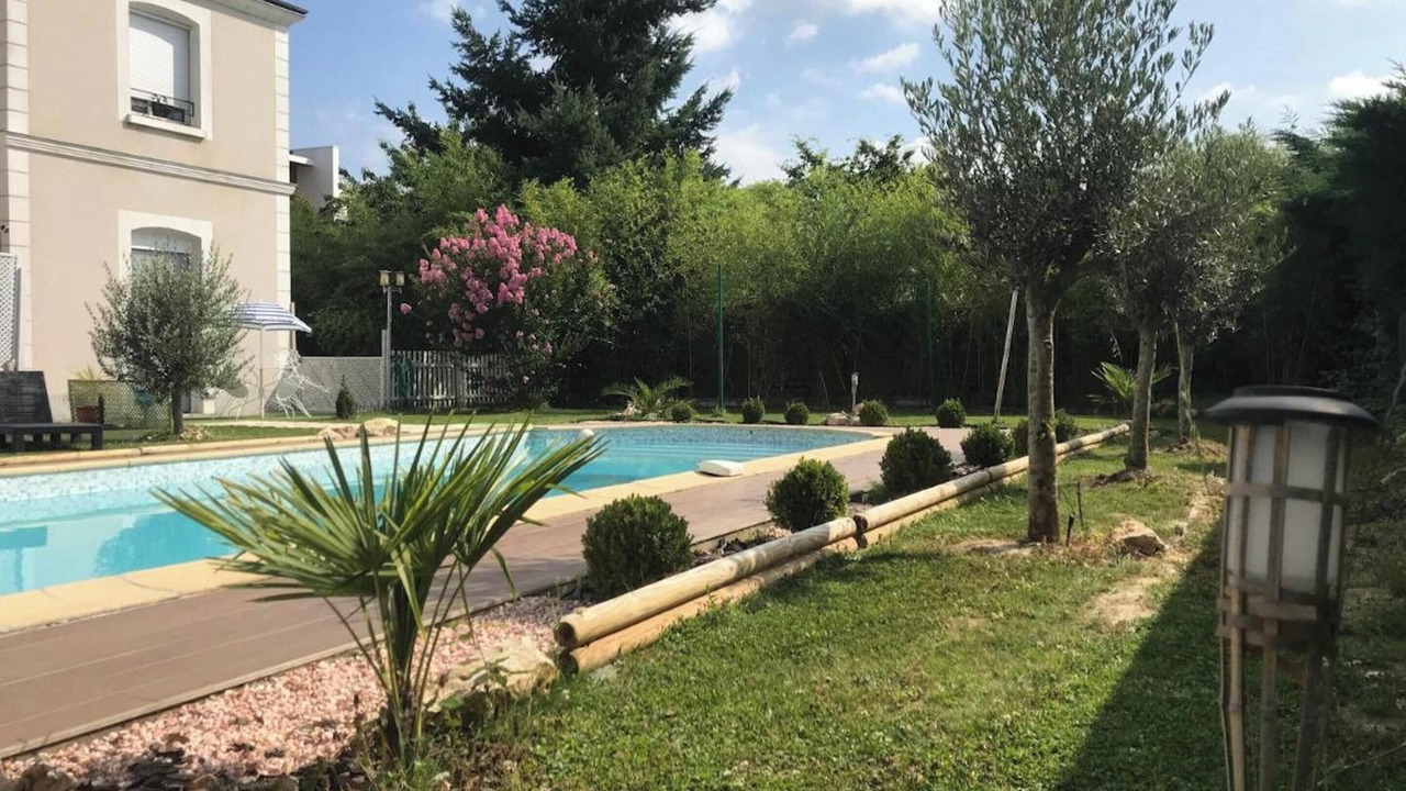 Photo of Outdoor in Saint-Cyr-sur-Loire