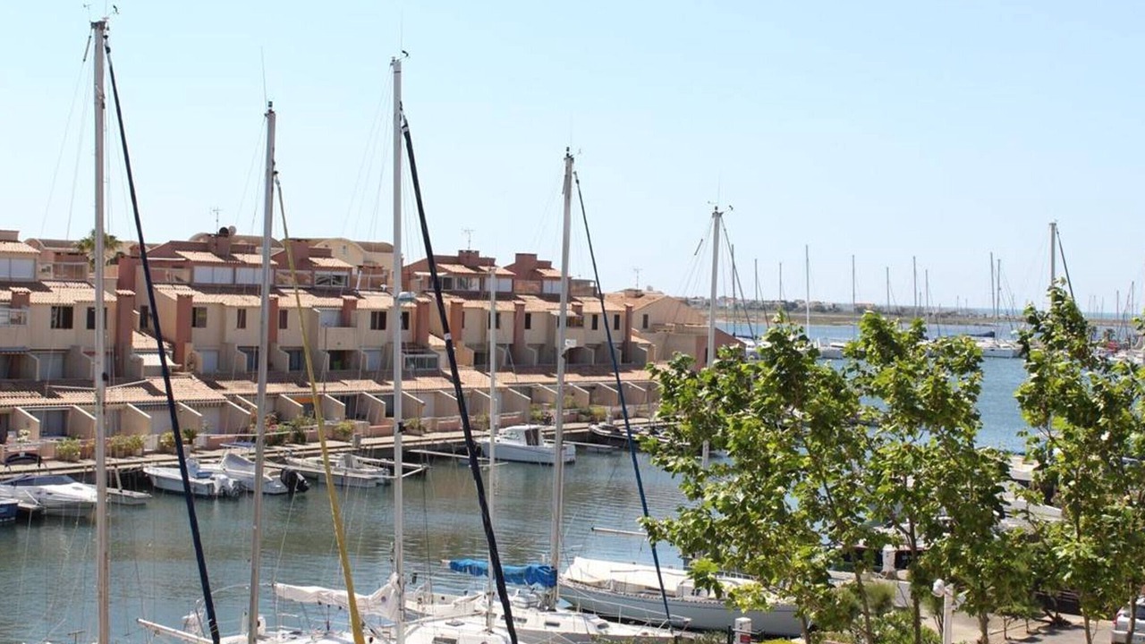 Photo of Others in Port Rive Gauche