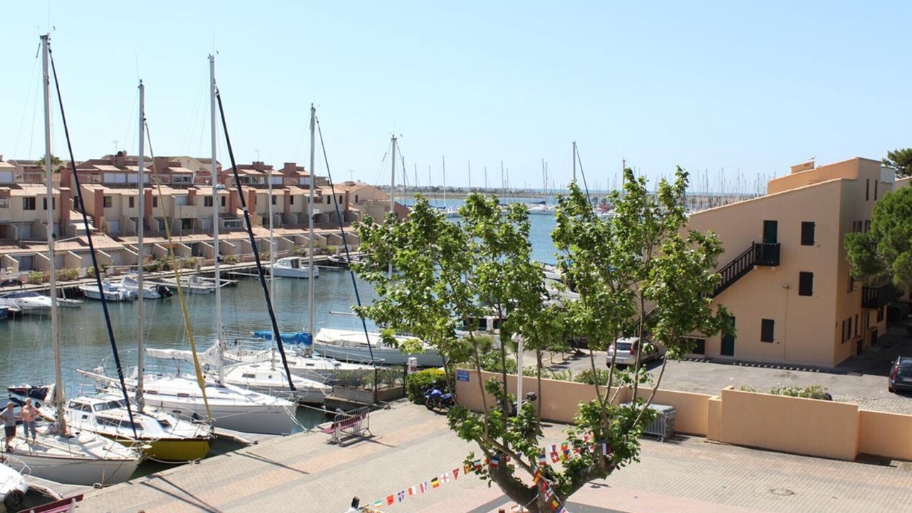 Photo of Others in Port Rive Gauche