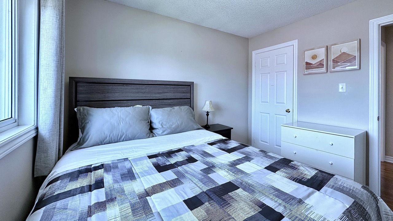 Photo of Bedroom in Barrie
