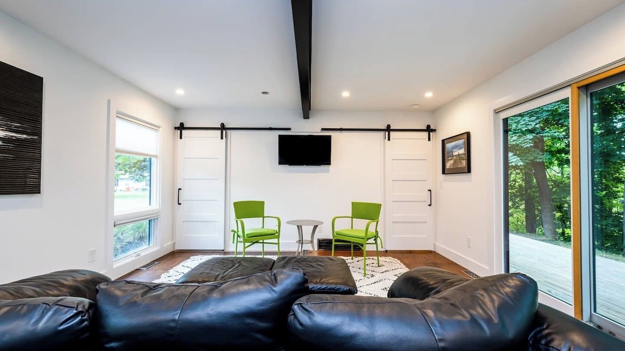 Photo of Livingroom in Benton Harbor