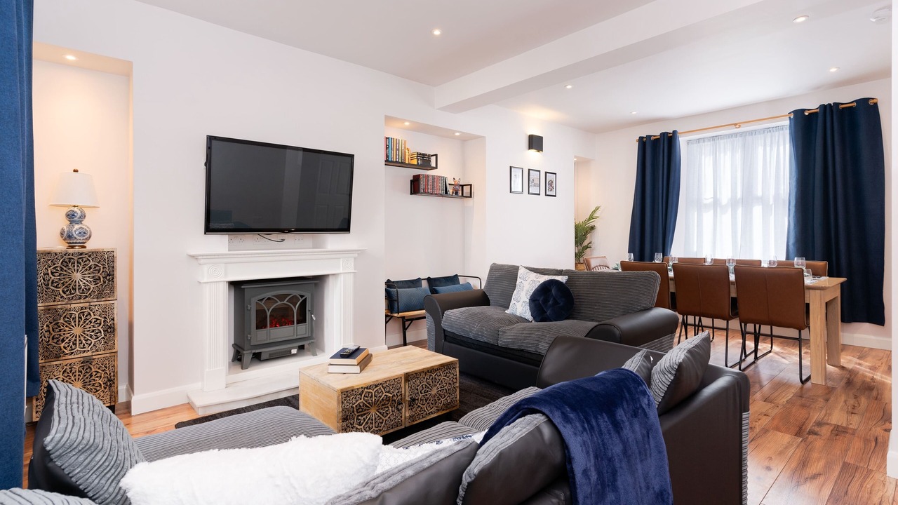 Photo of Bedroom in Glynneath