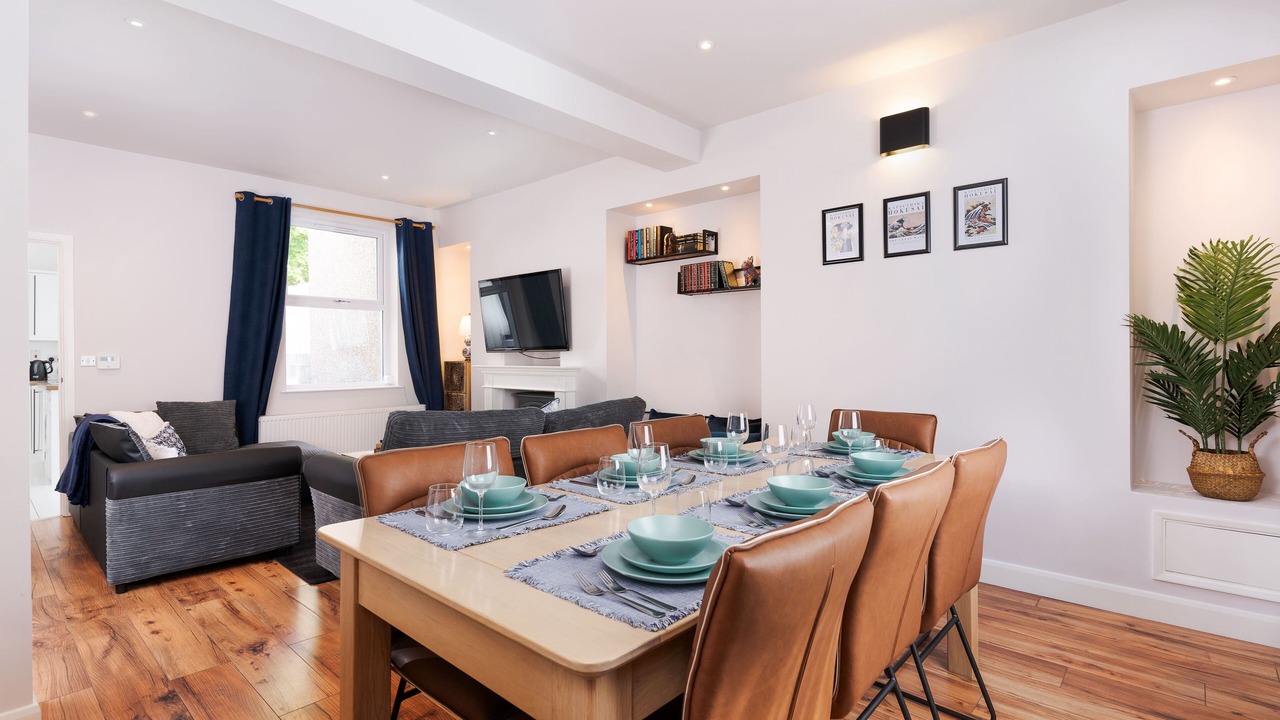 Photo of Bedroom in Glynneath