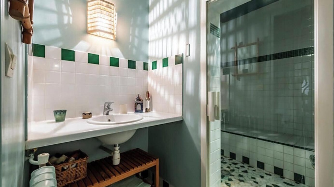 Photo of Bathroom in Parchamp–Albert Kahn