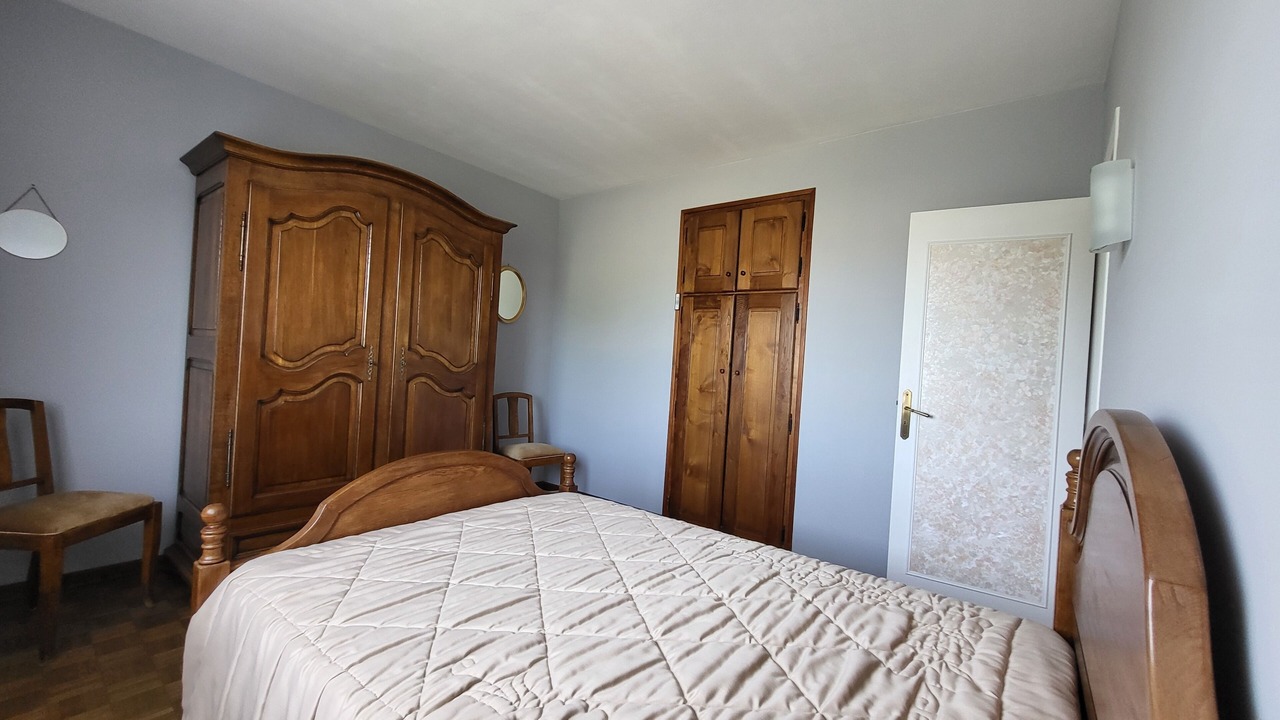Photo of Bedroom in Villefranche-de-Lauragais