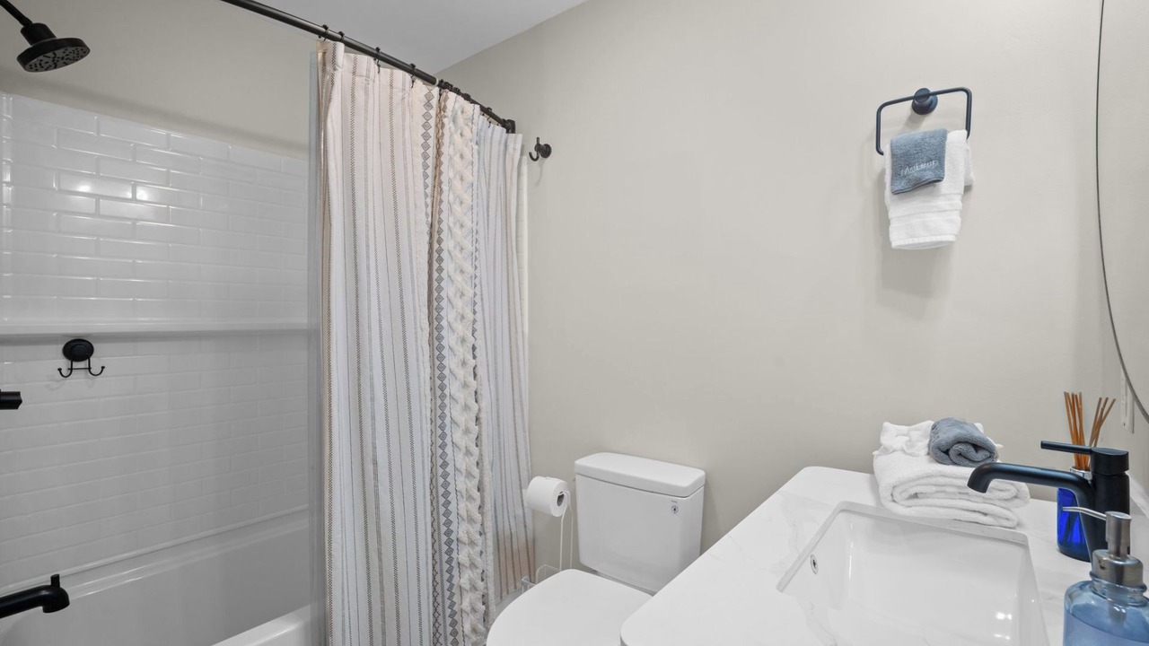 Photo of Bathroom in Deer Lake