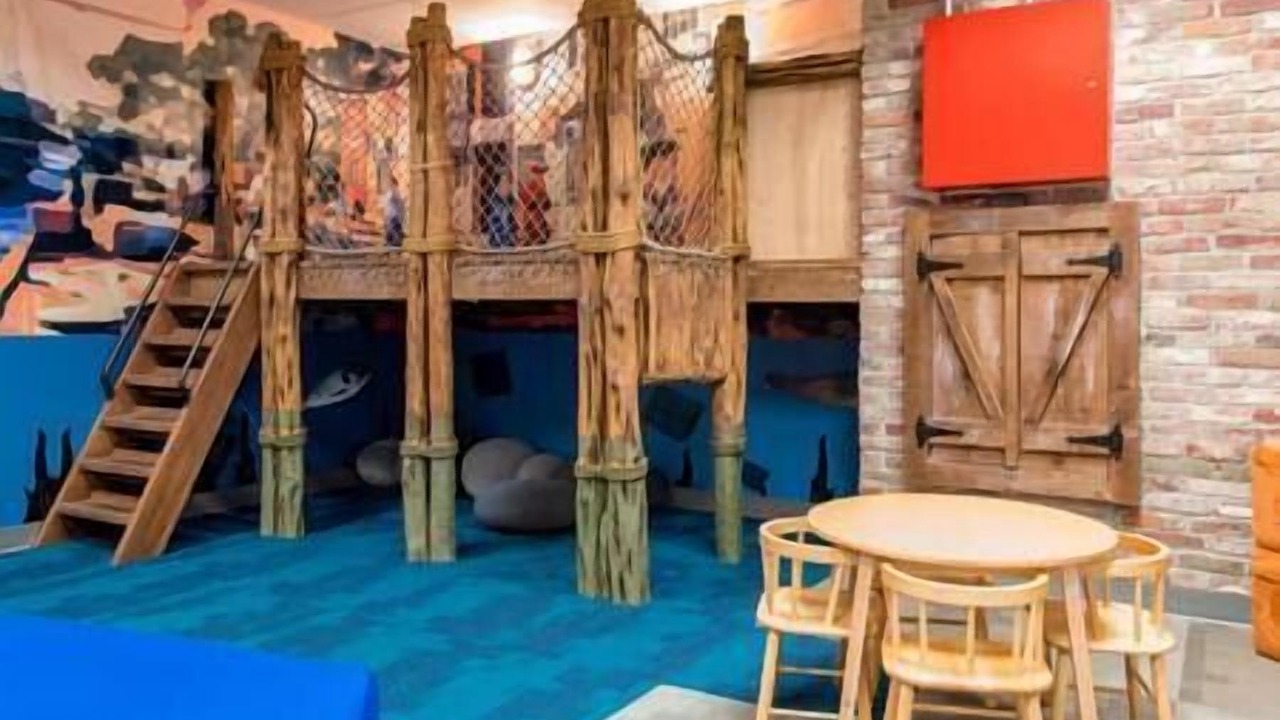 Photo of Others in Downtown Boston