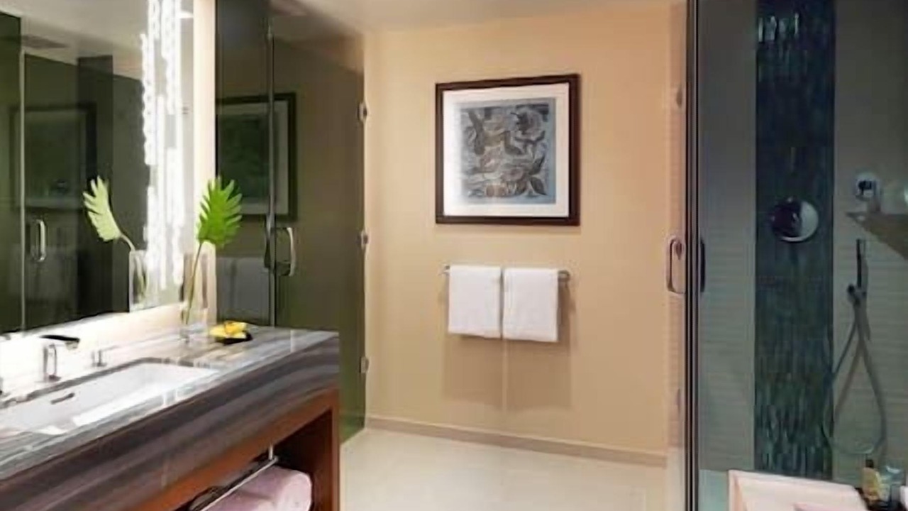 Photo of Bathroom in Waikiki