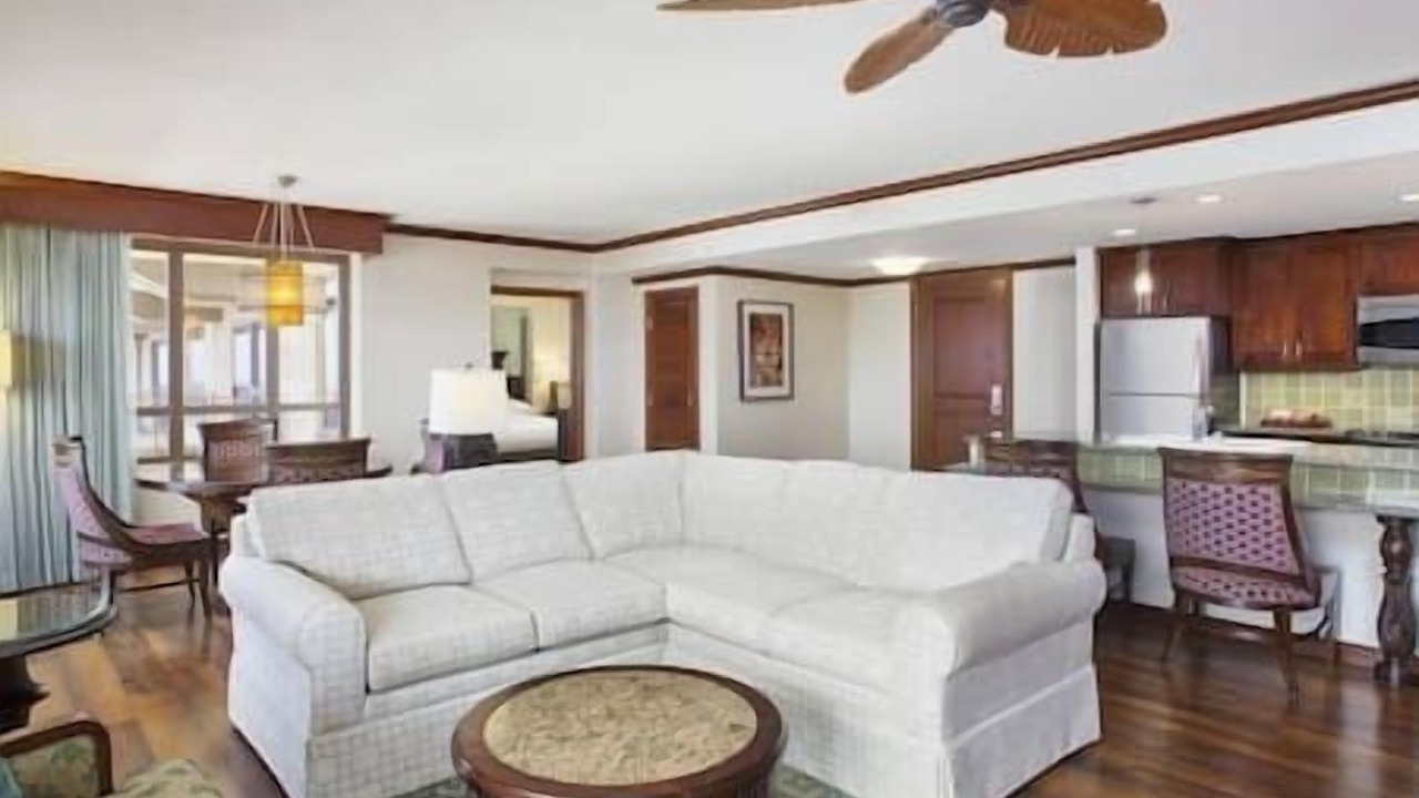 Photo of Livingroom in Waikiki